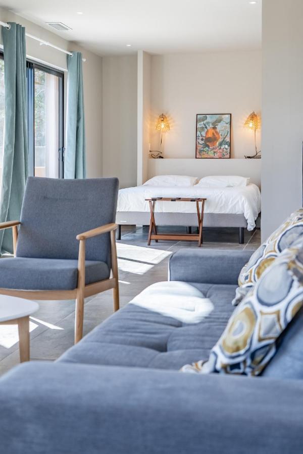 Loft D'Architecte Au Coeur D'Un Domaine Viticole Appartement La Cadiere-d'Azur Buitenkant foto
